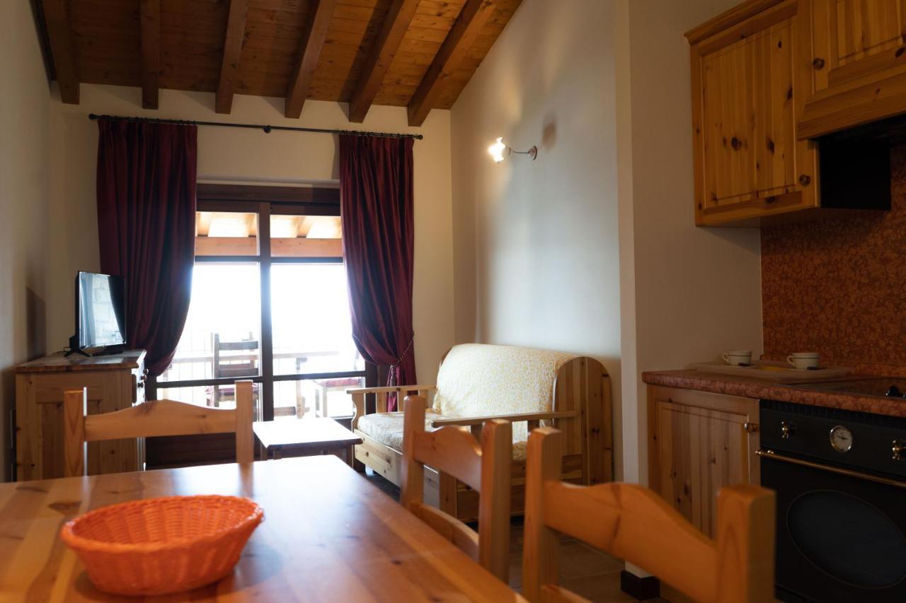 La Fiocchina: Garda Lake Countryside Apartments & Studios Salo Exterior photo